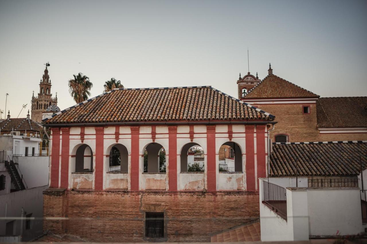 Halo Boutique Hotel Seville Exterior photo